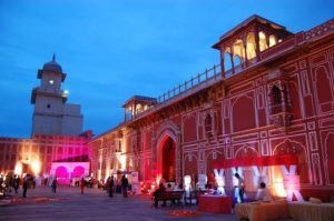 Top weekend Getaways from Delhi 4 jaipur pink city