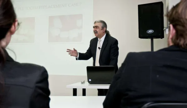 dental 2530981 1920 1400x809 1