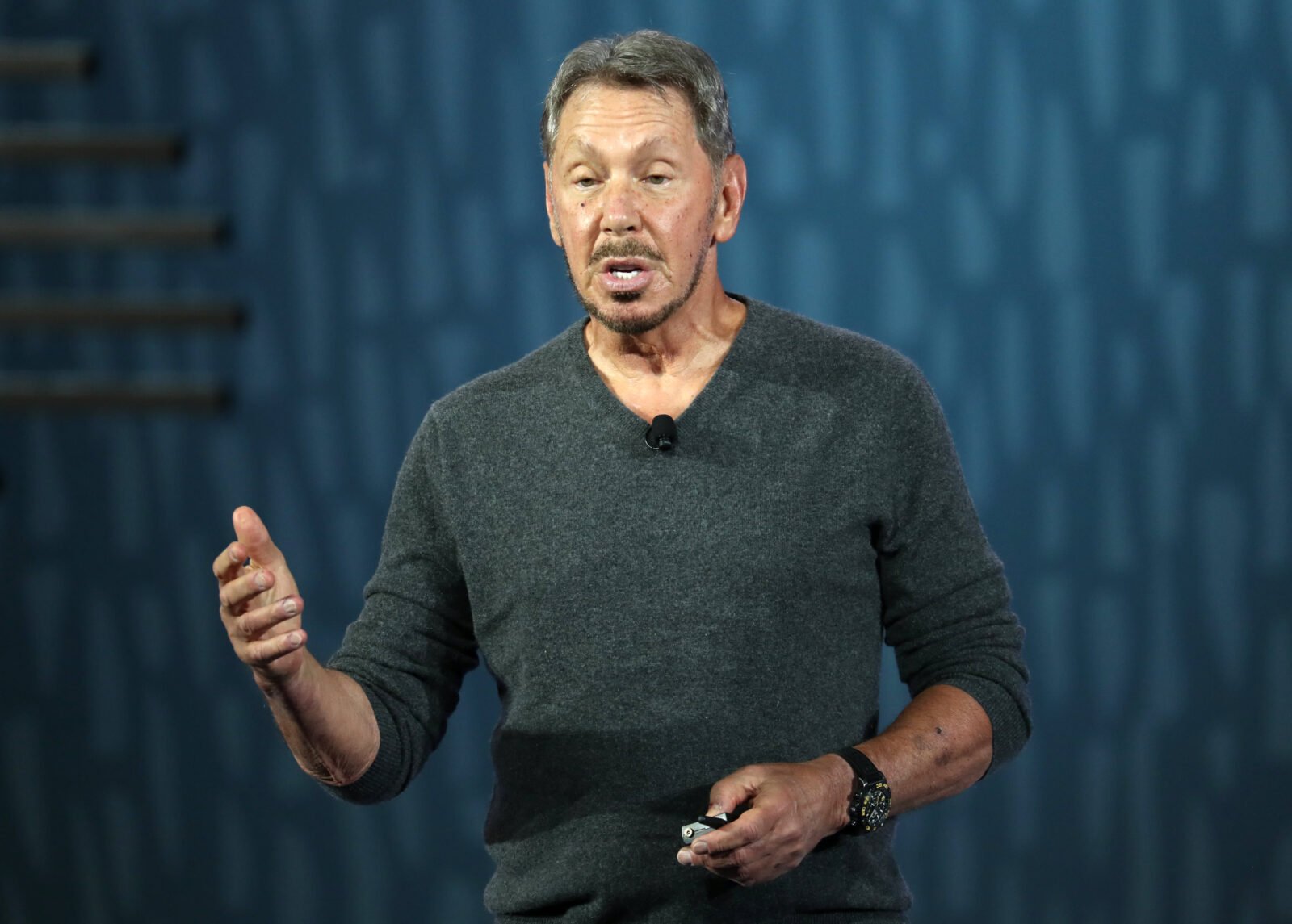 Larry Ellison: A Friendly Story About the Oracle Co-Founder 1 Larry Ellison